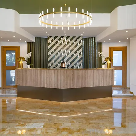 Grand Hotel-3